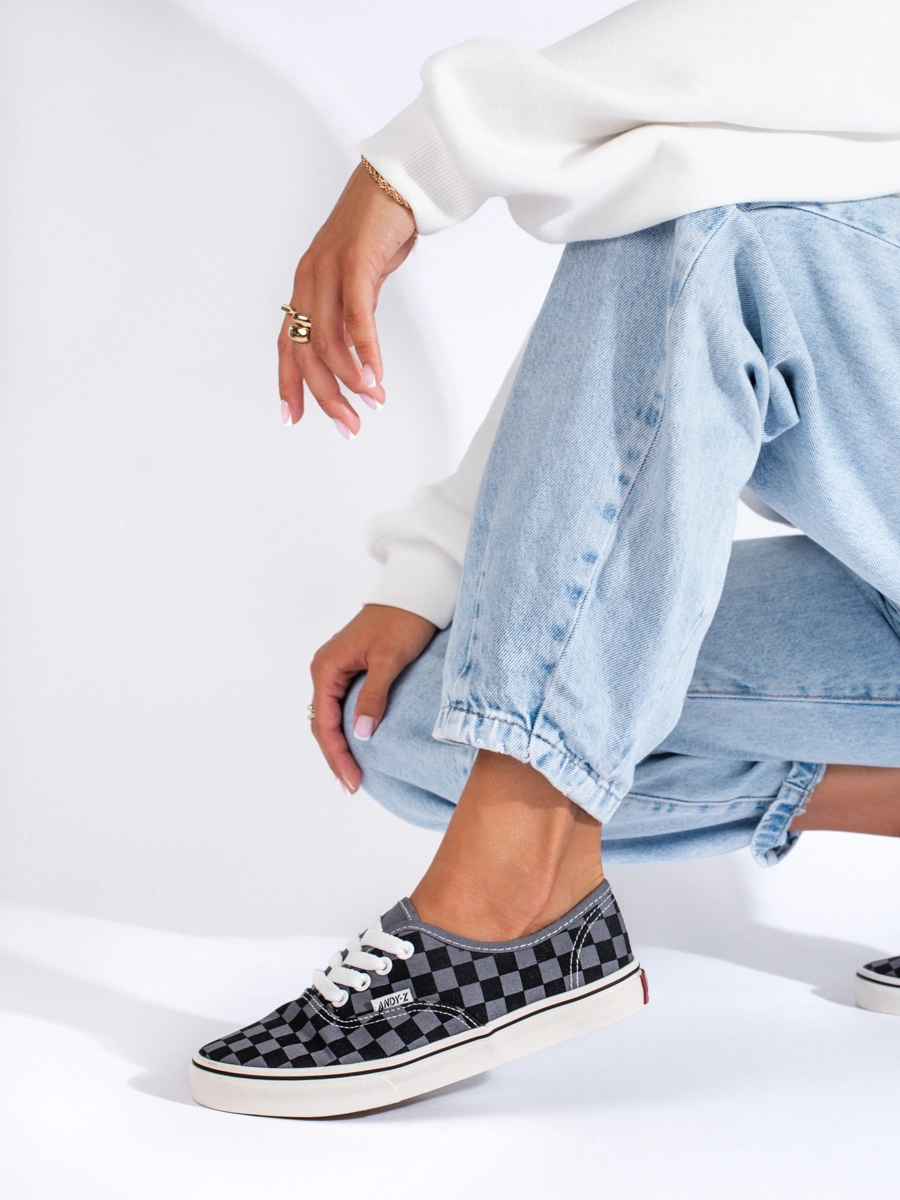 Adidași exclusivi pentru femei gri fără toc
