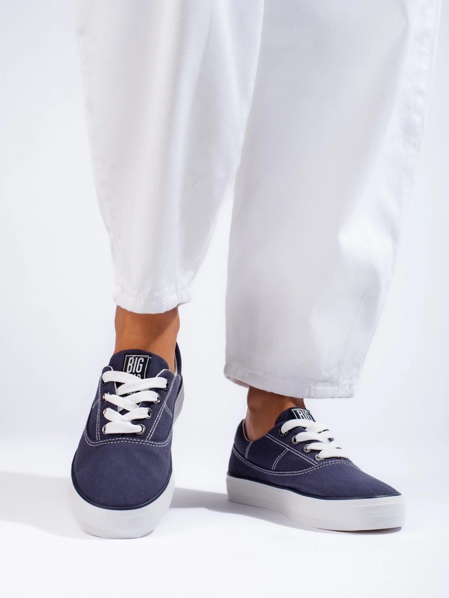 Adidași trendy pentru femei de culoare albastru marin fără toc
