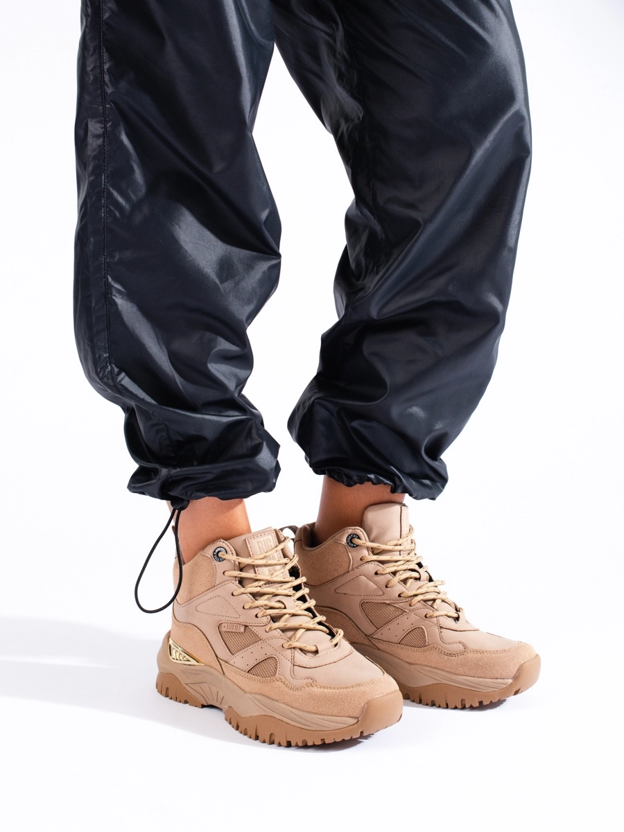 Adidași trendy pentru femei de culoare bej fără toc